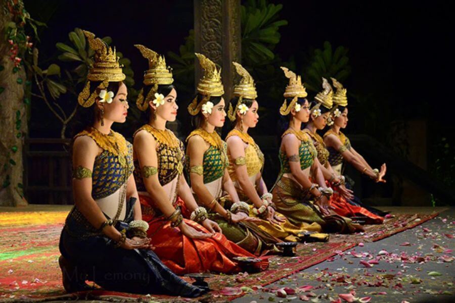 Experience Traditional Khmer Dance Performances