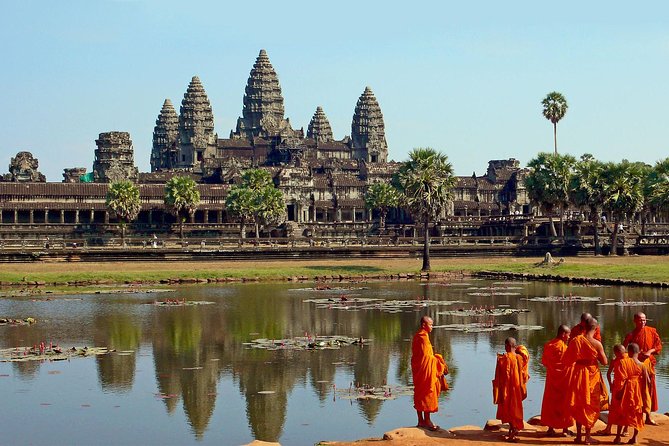 Explore the Angkor Archaeological Park