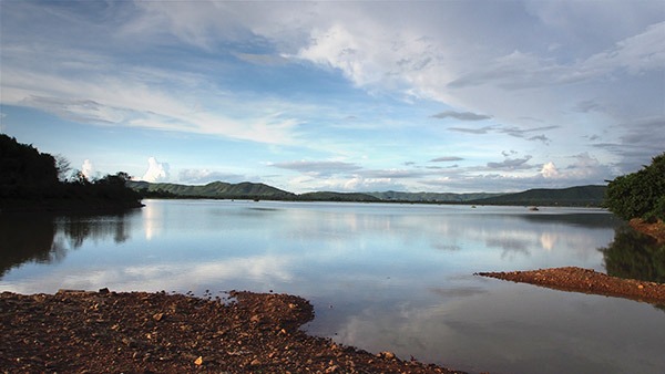 The Secret Lake (Boeng Mealea)