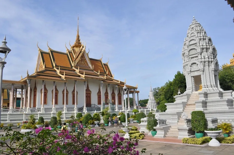 Visit the Royal Palace and Silver Pagoda in Phnom Penh