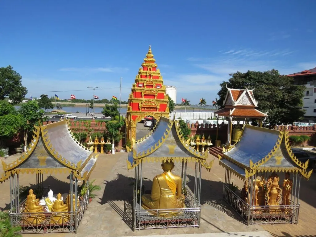 Visit Wat Ounalom, one of the oldest temples in Phnom Penh