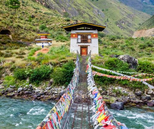 Bhutan,NEW YEAR'S IN BHUTAN,PHUENTSHOLING,Buddha Point,Tashichho Dzong,Dochula Pass,Tiger Nest Monastery,Chele La Pass,Highest Passes In Bhutan,Paro Dzong